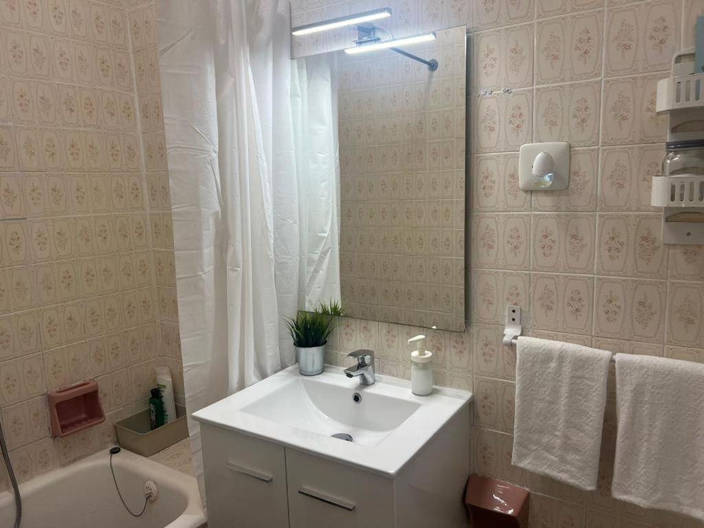 Apartamento Para 4 Personas En El Centro De Valencia, Plaza El Pilar Zewnętrze zdjęcie